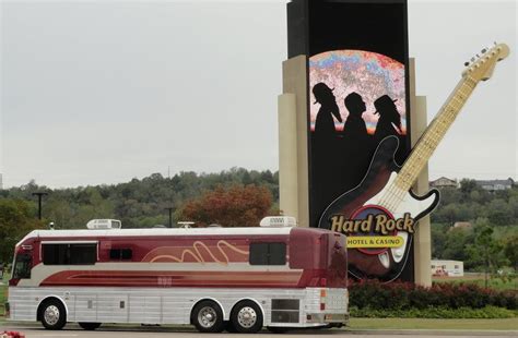 bus to hard rock casino/